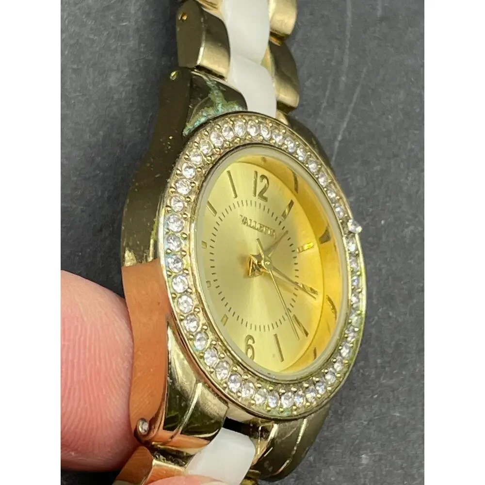 Vintage Valletta Women's Watch FMDCT562A Gold Tone Rhinestone Bezel 30MM